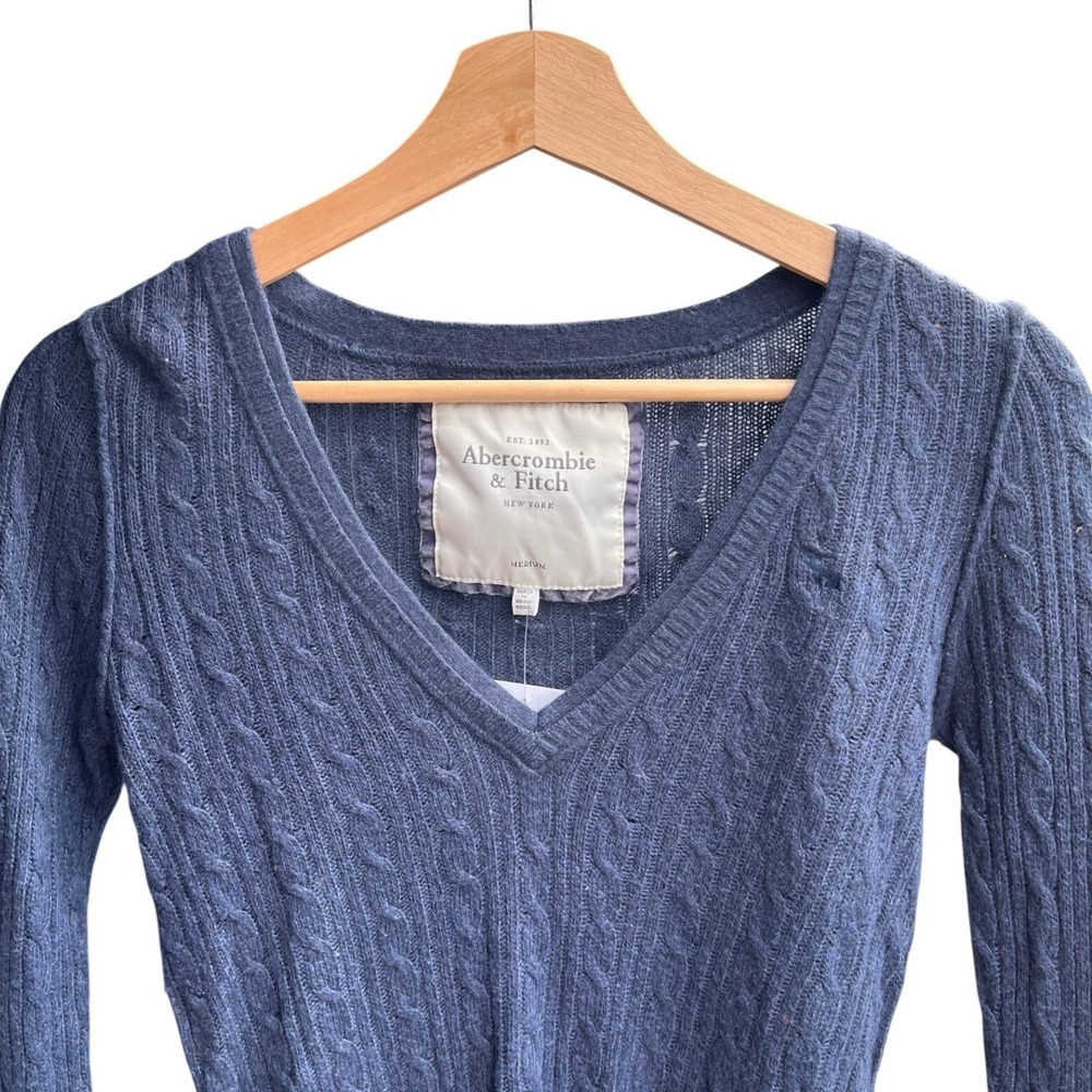 Y2K Abercrombie & Fitch Womens Navy Blue Cable Knit V-Neck Sweater Size Medium